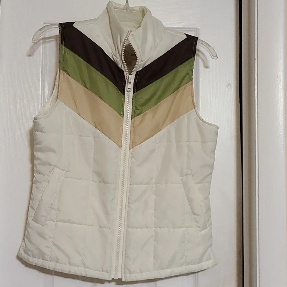 Clothes - Picture 1 of 2